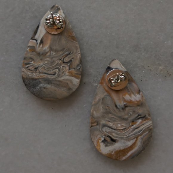 Teardrop Stud Earrings with Granite Design - Picture 4 of 10